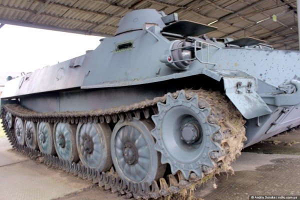 Військова частина на Волині: танки та добровольці-механіки. ФОТО