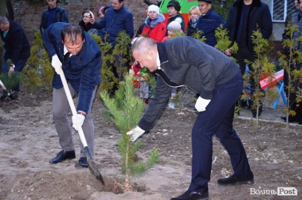 Як луцький депутат виконує свої обіцянки. ФОТО