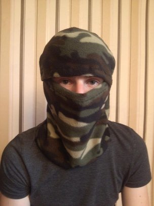 Луцькі матері шиють військовим балаклави