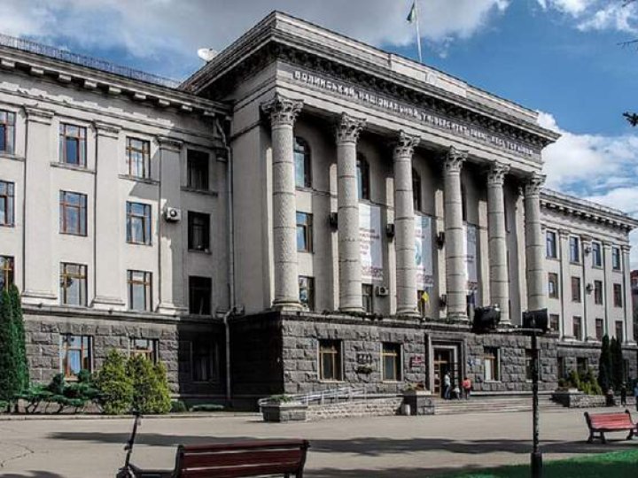 Подорожчання до 28%: яка вартість навчання у Волинському університеті імені Лесі Українки