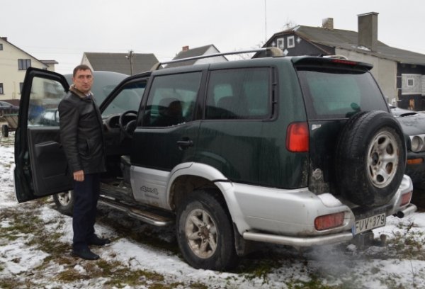 Із Ковеля на передову відправлять автомобіль