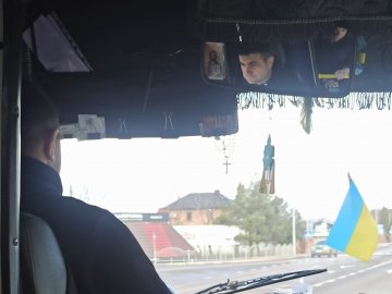 «Є такі водії, які з вдячністю та шаною відносяться до сімей загиблих Героїв», – волинянка поділилася щемливою історією