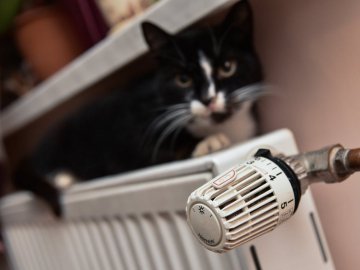 За борги декількох мешканців від опалення відключили весь луцький будинок