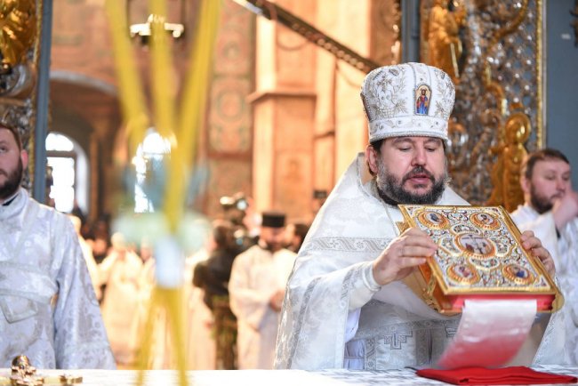 «Все це якесь диво»: священик з Волині опублікував фото з богослужіння у Софії Київській