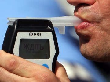 У Ковелі священник переконував суддю, що не їздив п'яним за кермом