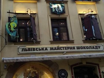 У «Майстерні шоколаду» у Львові сталося масове отруєння працівників