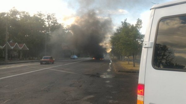У Луцьку внаслідок вибуху газового балона згоріло авто. ФОТО