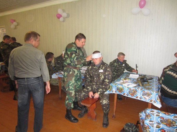 Волинських бійців навчають надавати першу медичну допомогу. ФОТО