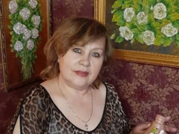 Волинська майстриня ліпить картини з тіста. ФОТО