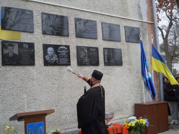 У Володимирі вшанували 5 полеглих Героїв