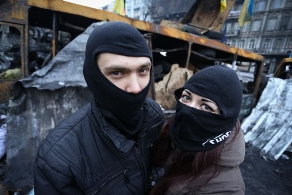 Три історії кохання на барикадах. ФОТО