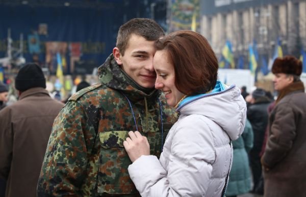 Три історії кохання на барикадах. ФОТО