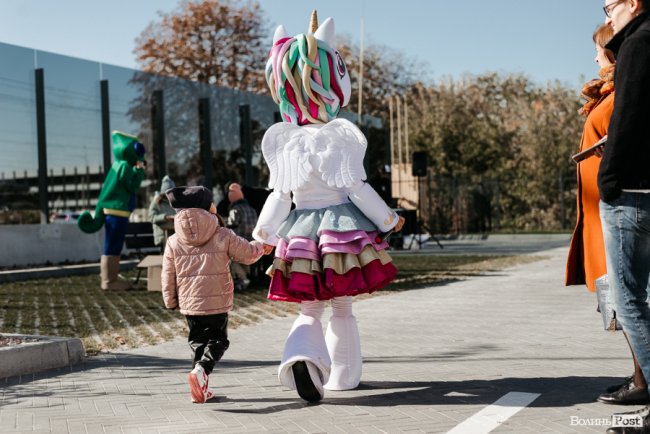 Знайомство сусідів, розваги і подарунки: ЖК «StyleUp» відсвяткував день народження. ФОТОРЕПОРТАЖ*