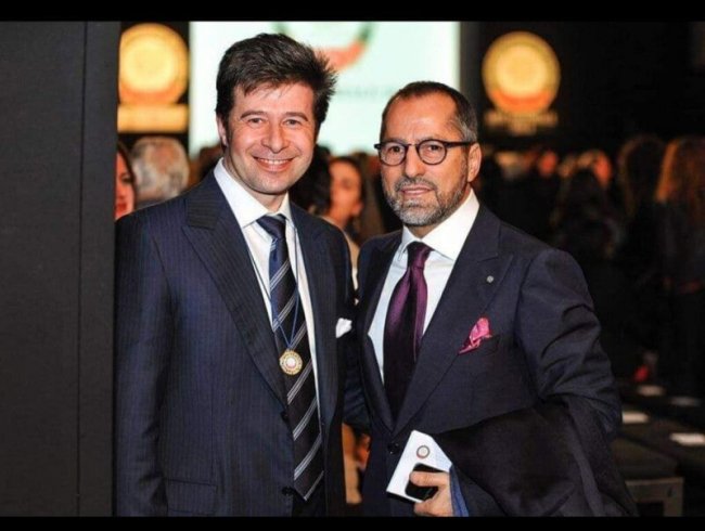 Модельєр зі світовим ім'ям нині шиє тактичні рукавиці у Луцьку