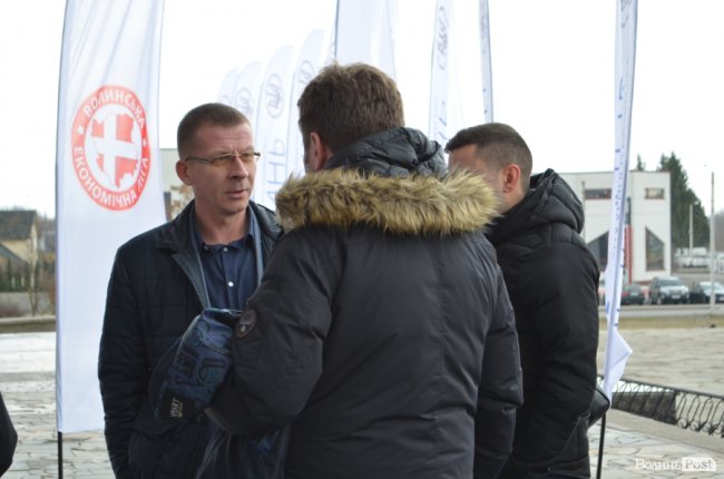 Повстанські пісні, зізнання в любові і до чого тут ва(Зе)лін: як на Волинь Порошенко приїздив. ФОТОРЕПОРТАЖ