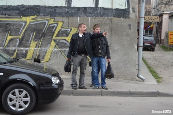 Аварія у центрі Луцька: не розминулися «Мercedes» і «Mitsubishi». ФОТО