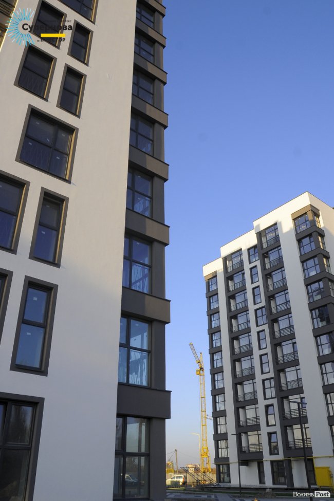 Звіт з будівництва ЖК «Супернова»: у четвертому будинку встановлюють вікна*