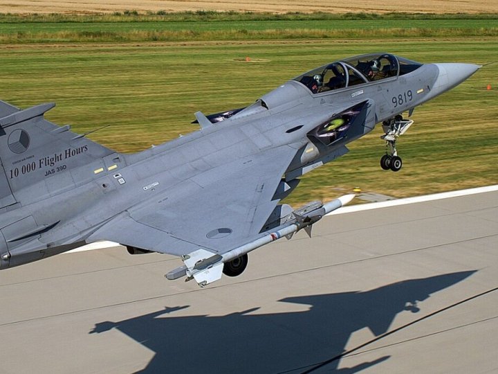 Україна розраховує на 150 літаків Gripen від Швеції. ВІДЕО