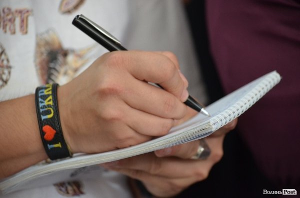 Яценюк оцінив роботу Луцького ЦНАПу. ФОТО