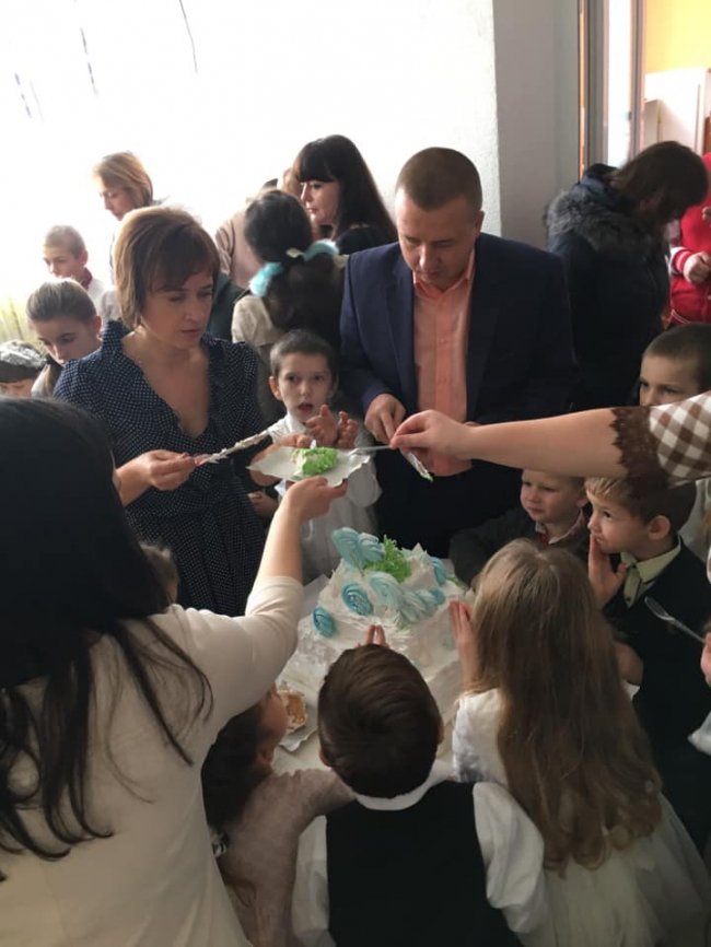 На Волині інклюзивний центр отримав спецавтомобіль. ФОТО