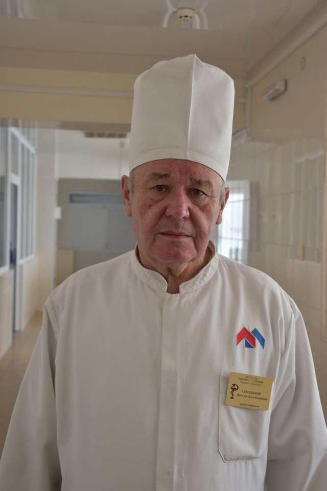 Другий тур виборів мера: за кого голосуватимуть авторитетні лучани* 