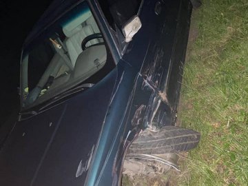 У BMW розірвало колесо: на Волині вночі зіткнулися легковики