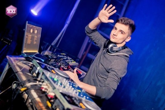 Фото футбольної вечірки в «трьошці»