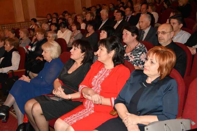 Луцька школа відзначила 80-річчя. ФОТО