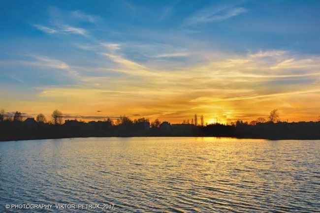 Чарівні фото вечірнього Луцька