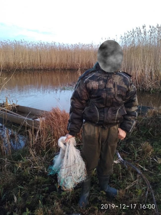 У Шацькому районі браконьєри ловили рибу сітками. ФОТО
