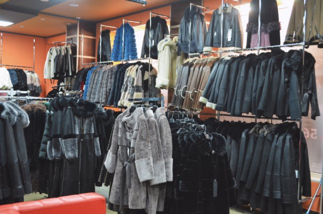 У магазині шкіри та хутра «Steel» – нова колекція, знижки та подарунки*