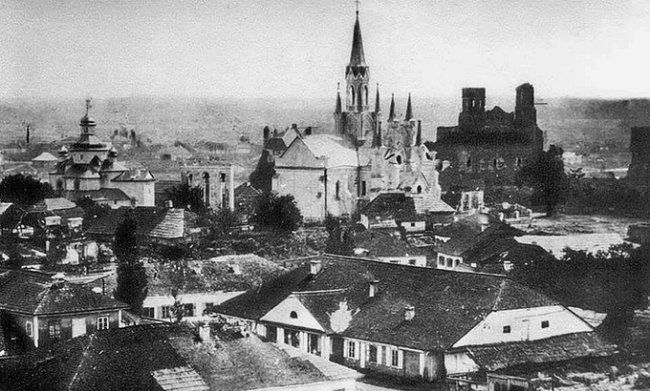 Субтропічний курорт і згаслий вулкан: 15 несподіваних історичних фото Волині