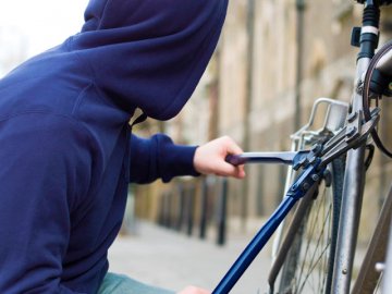 Поліцейські спіймали лучанина, який поцупив велосипед