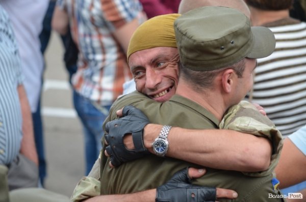 Луцьк зустрів героїв нацгвардії. ФОТО