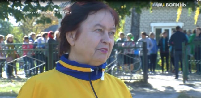 Скандальна волинська школа: батьки вийшли на акцію протесту. ВІДЕО