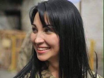 На Донбасі бойовики вбили молоду військову