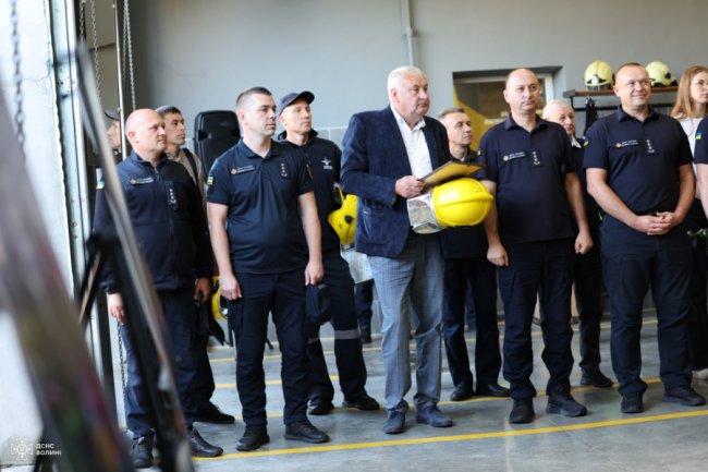 У Луцьку нагородили рятувальників. ФОТО