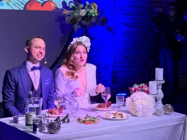 Свято в карантин: як у Львові відгуляли перше в Україні онлайн-весілля