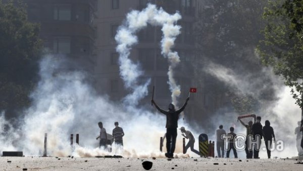 Бунт у Туреччині. ФОТО. ВІДЕО
