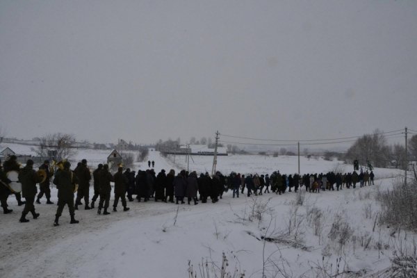 У Гіркій Полонці провели в останню путь загиблого Героя