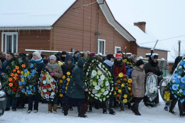 У Гіркій Полонці провели в останню путь загиблого Героя