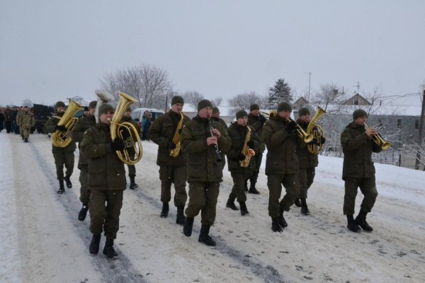 У Гіркій Полонці провели в останню путь загиблого Героя