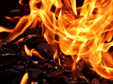 За різдвяні вихідні на Волині сталося 5 пожеж у житлових будинках