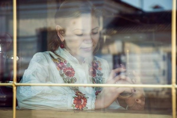 Луганська художниця-переселенка у Луцьку знову почала малювати. ФОТО