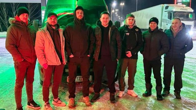 Семеро волинян поїхали до Дніпра допомагати будувати фортифікаційні споруди