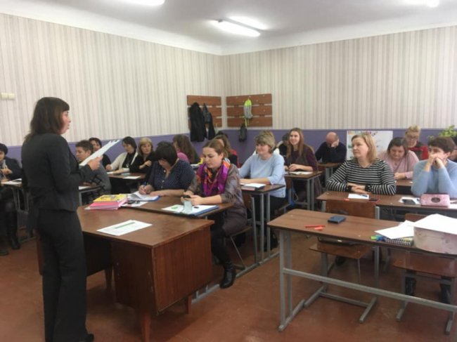 Волинських педагогів вчили протистояти конфліктам та булінгу