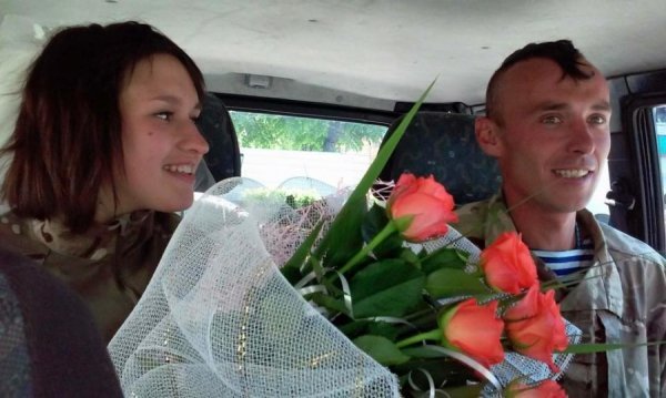 Схід і Захід разом: у Рівному одружились солдат з Волині та переселенка з Донбасу. ФОТО