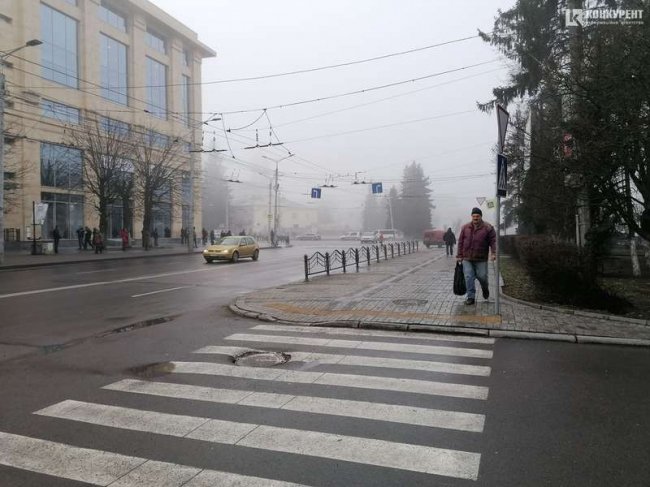 Луцьк «тоне» в густому тумані. ФОТО