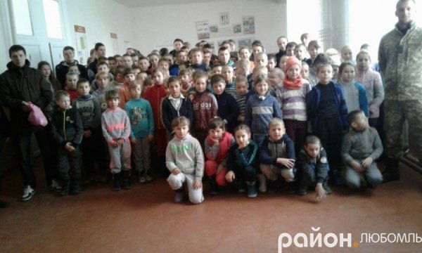 Бійцям надіслали тепловізор, на ремонт якого гроші зібрали діти