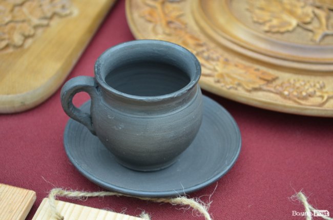 Від мініатюрних тістечок до величезних гойдалок: у центрі Луцька – свято професійної освіти. ФОТО